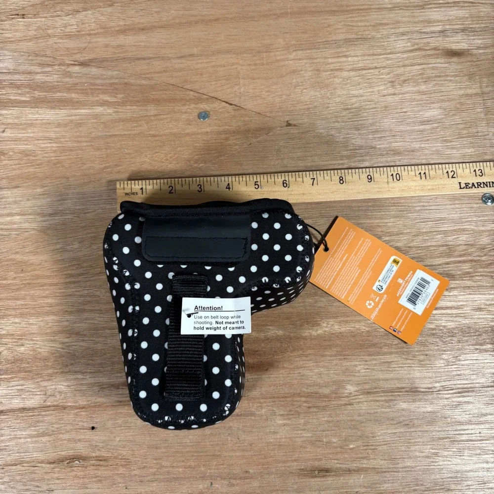 USA GEAR FlexArmor DSLR Camera Case Sleeve Polka Dot Neoprene Protective Bag